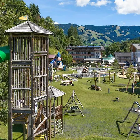 アパートホテル Rosentalerhof & ザールバッハ・ヒンターグレム