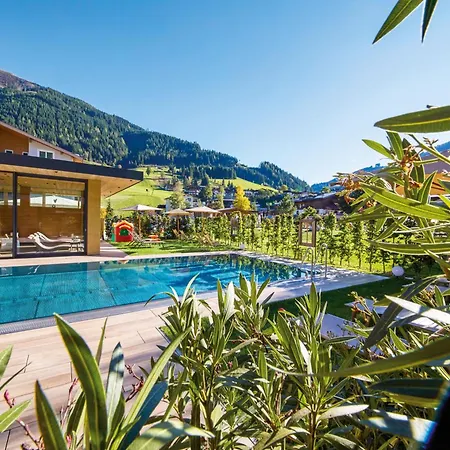 アパートホテル Rosentalerhof & 4*