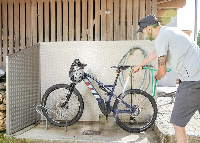 Rosentalerhof & アパートホテル ザールバッハ・ヒンターグレム